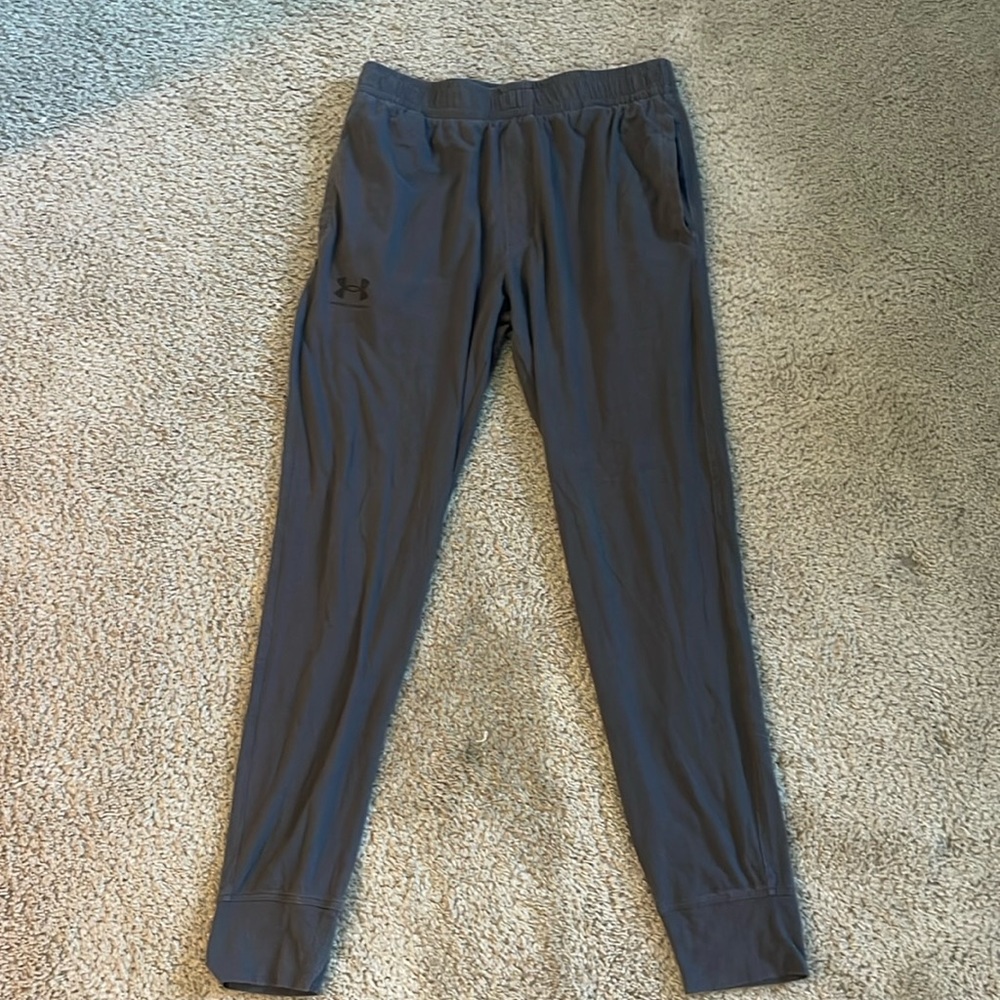 Dark grey Nike sweatpants